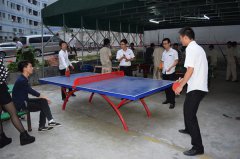 越達(dá)彩印舉行自助餐聚餐活動