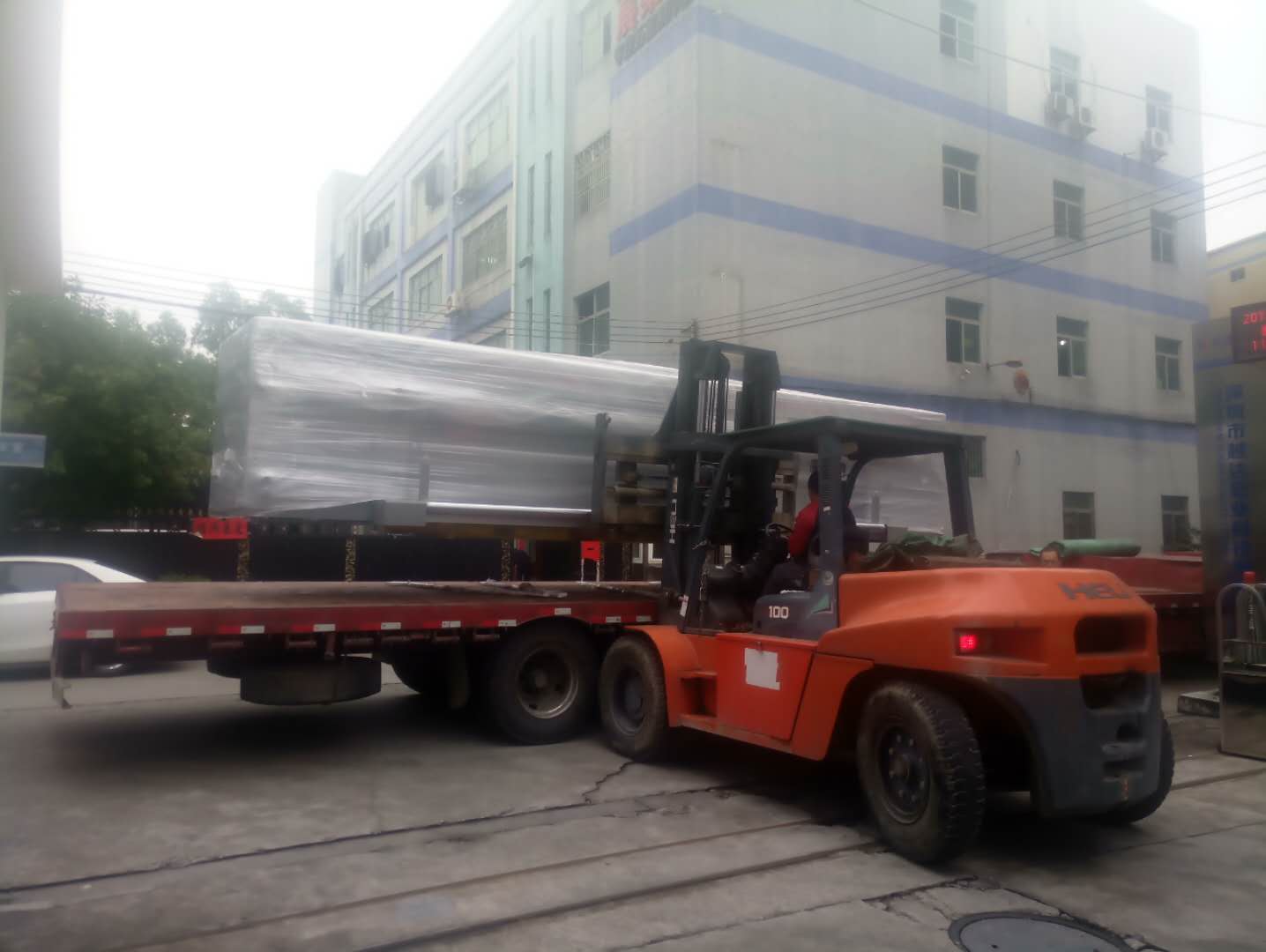5米京瓷卷板機發(fā)貨啦